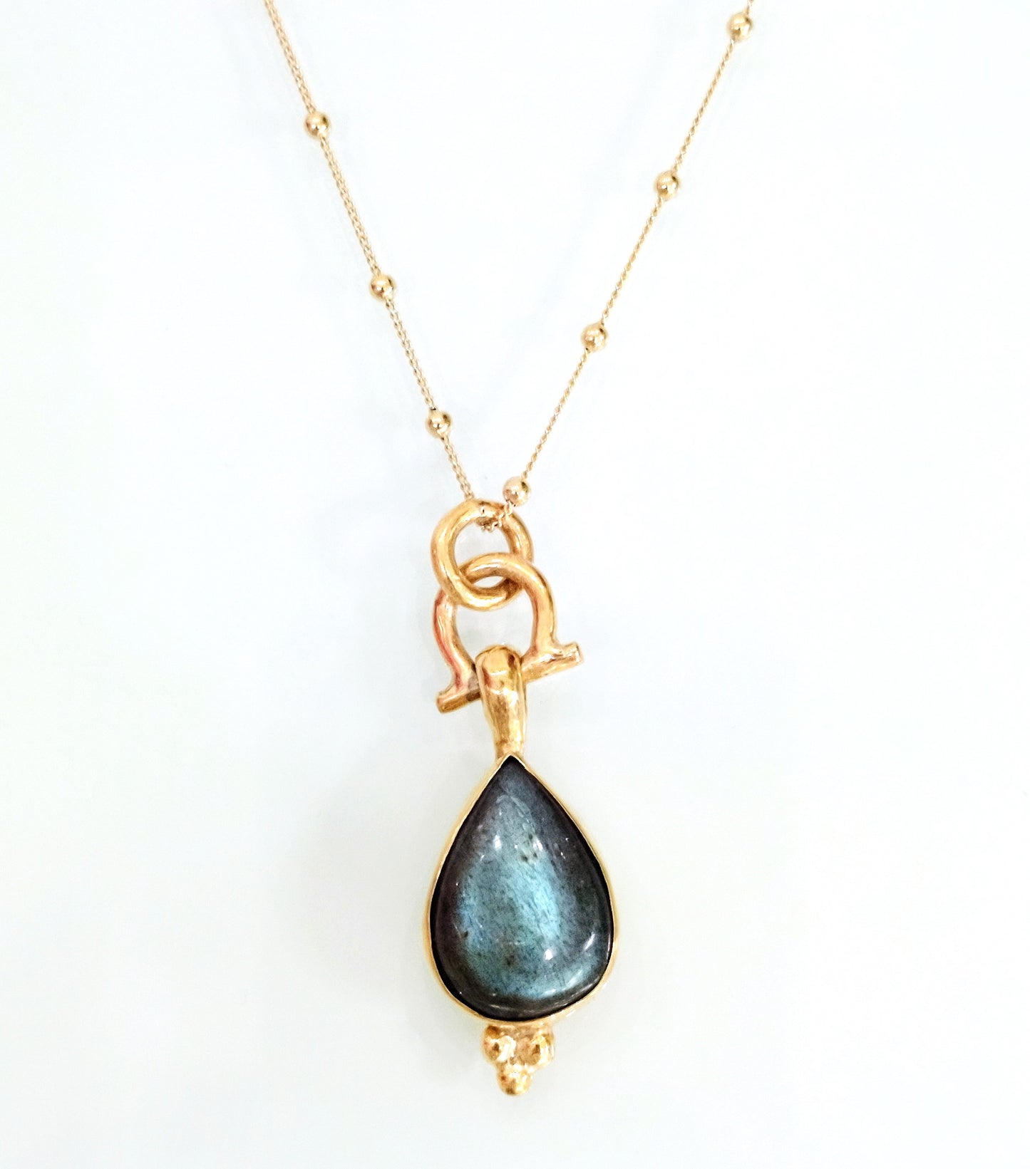 Labradorite Pear Shaped Pendant Necklase