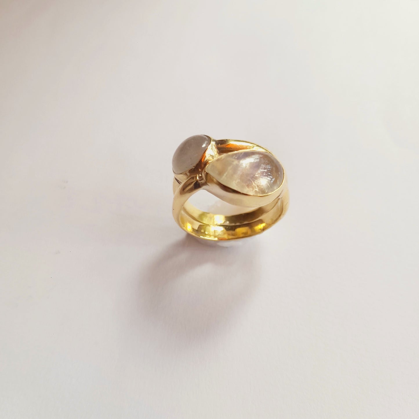 Mini Cabochons Moonstone Ring